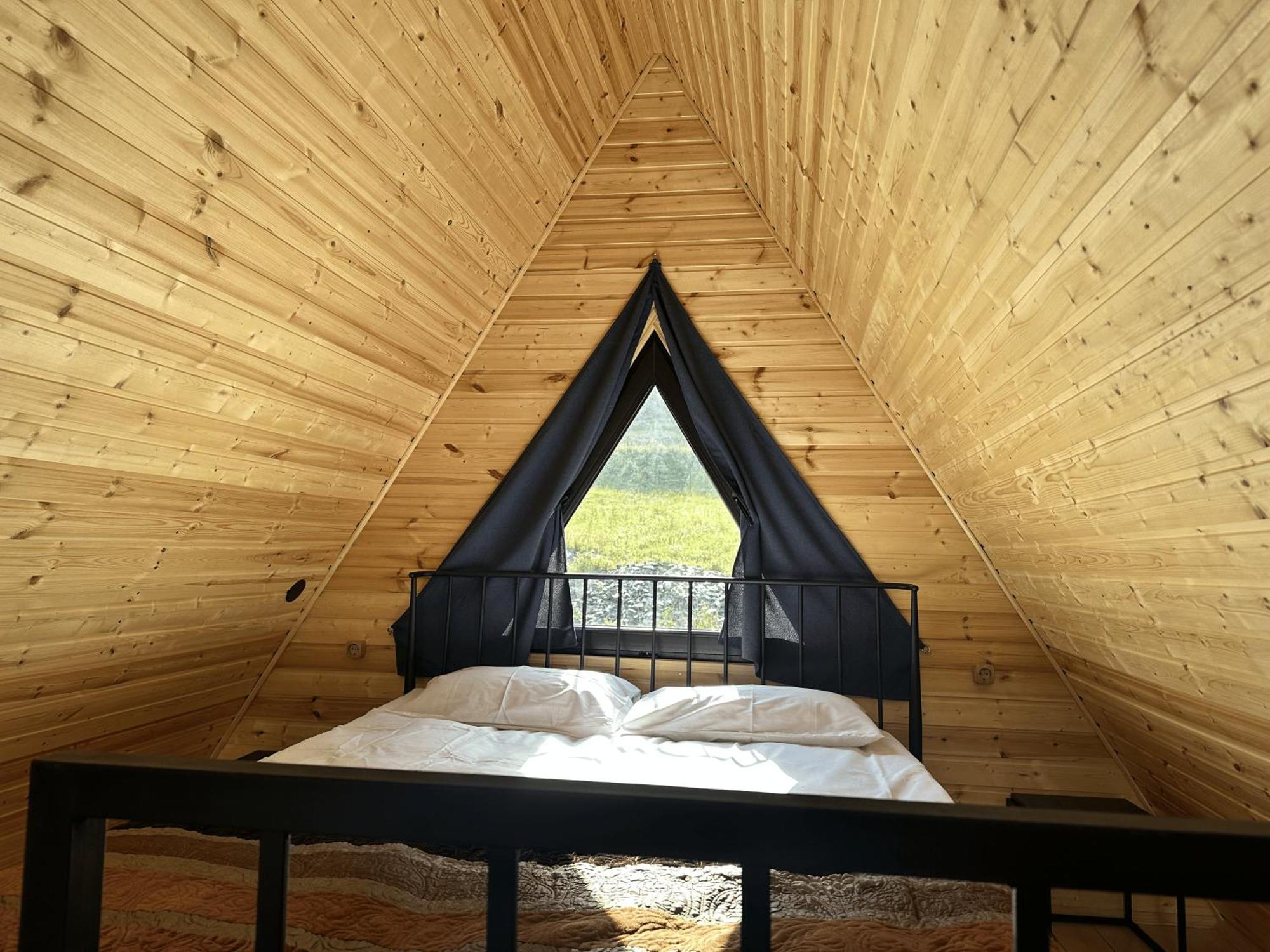 A&B Cottages Kazbegi Extérieur photo