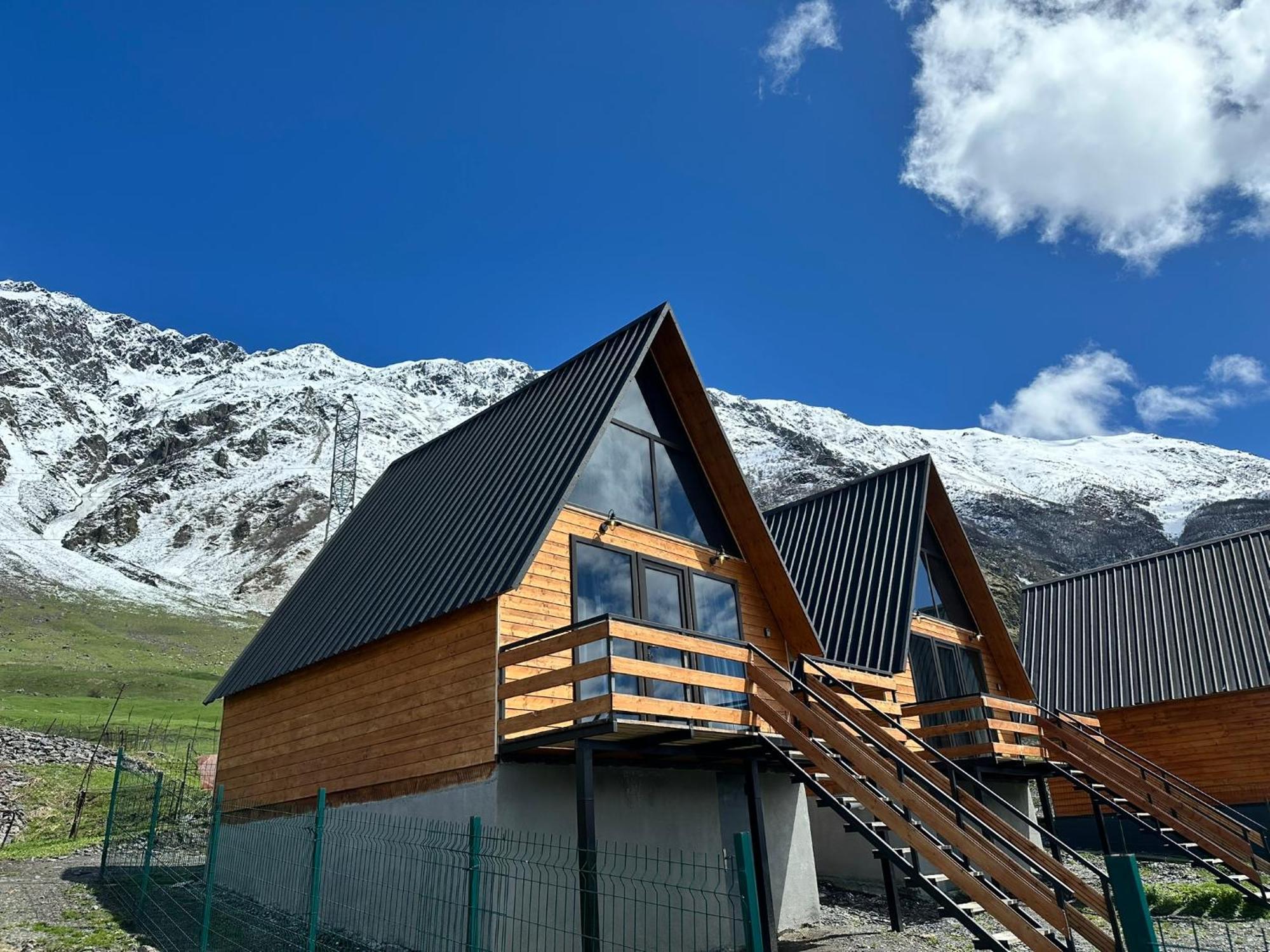 A&B Cottages Kazbegi Extérieur photo