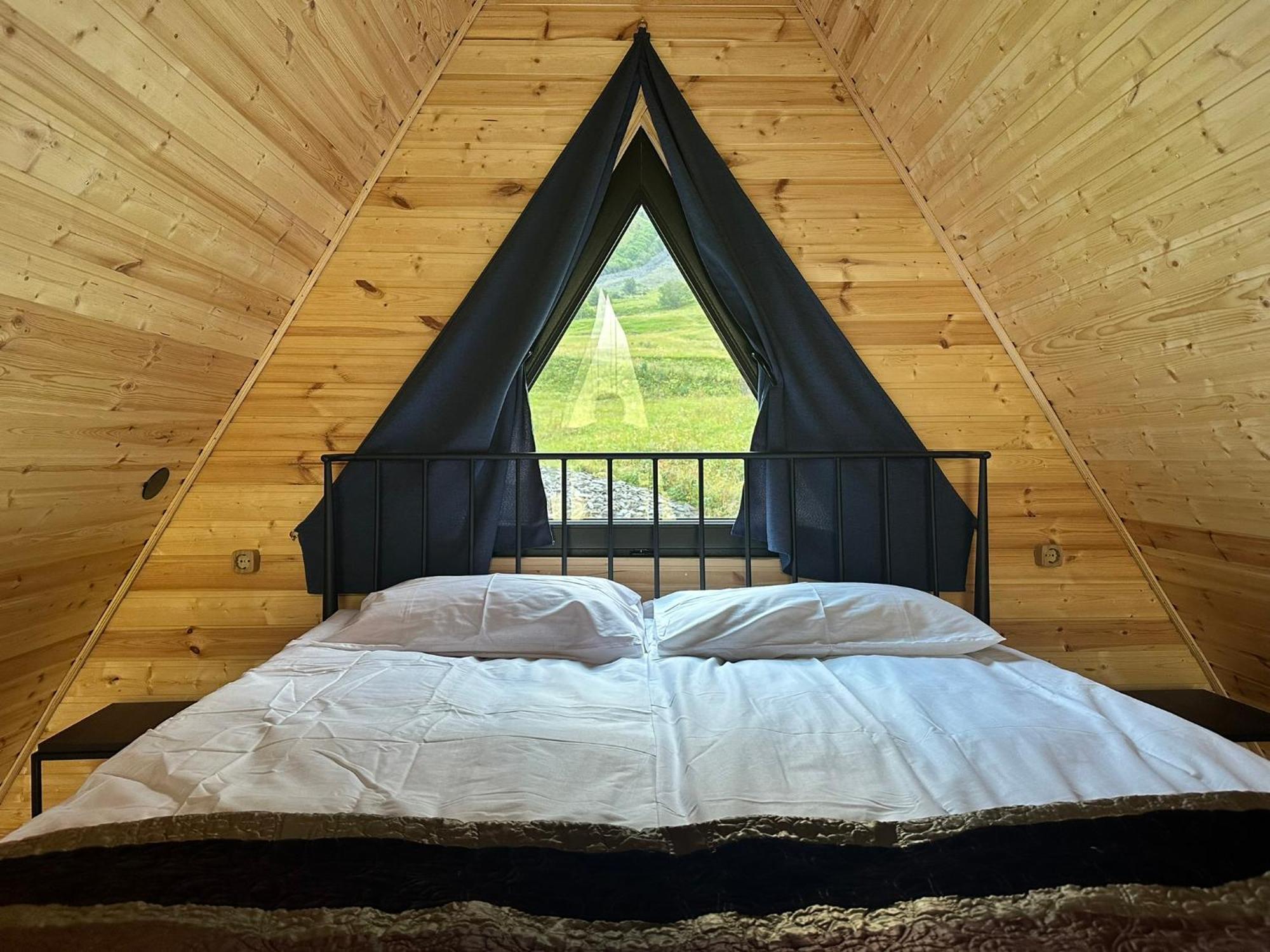 A&B Cottages Kazbegi Extérieur photo