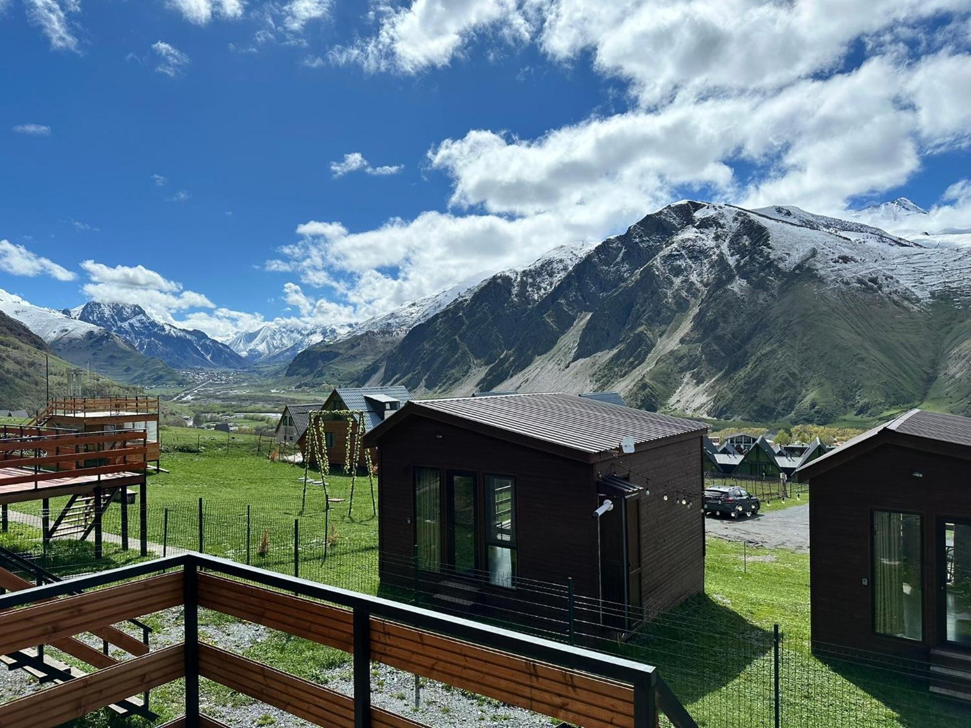 A&B Cottages Kazbegi Extérieur photo